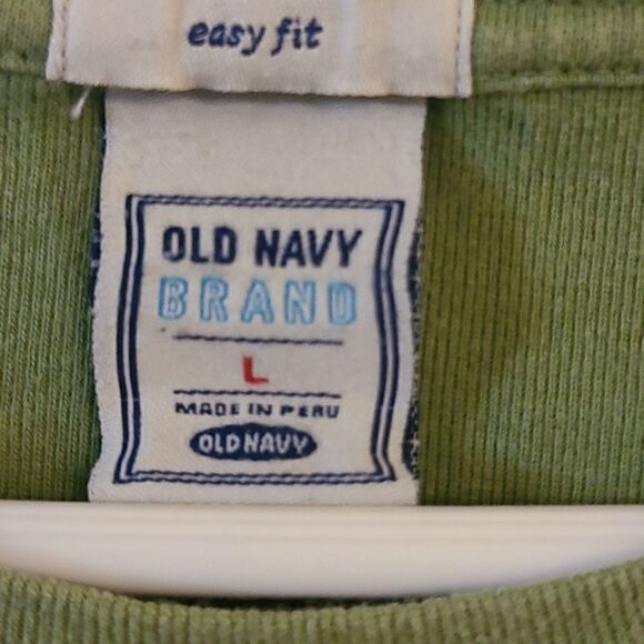 Large Old Navy Green Christmas Long Sleeve Top - Picture 3 of 5